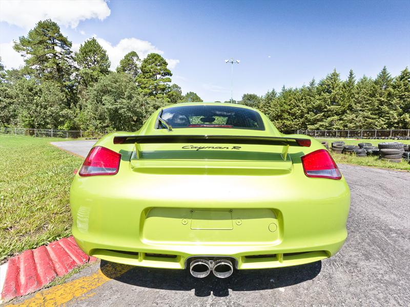 Porsche Cayman R prueba