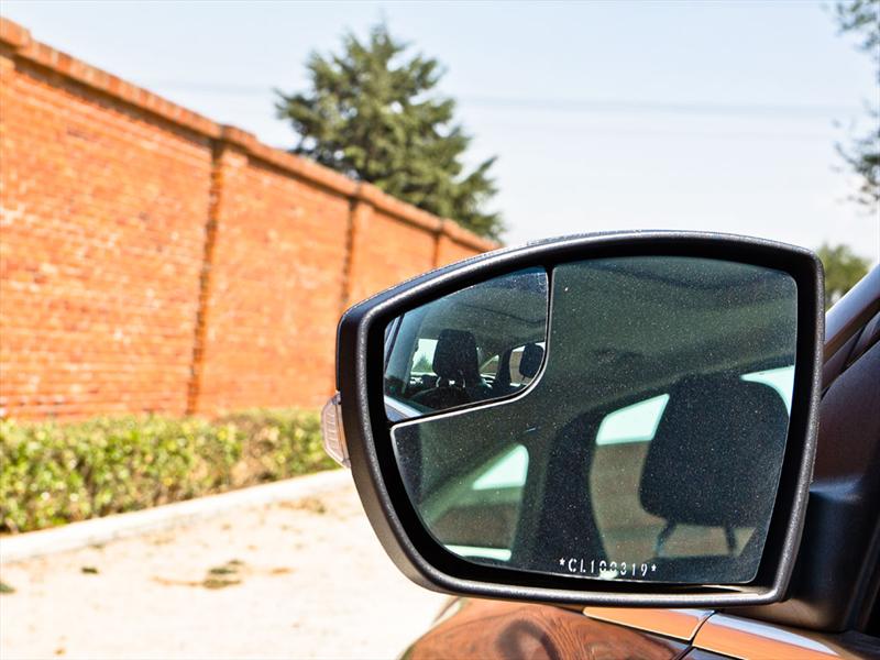 Ford Focus SEL Plus 2012