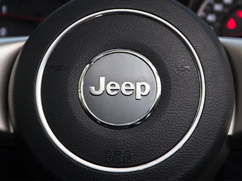 Grand Cherokee Overland 4x4 V8 HEMI 2011