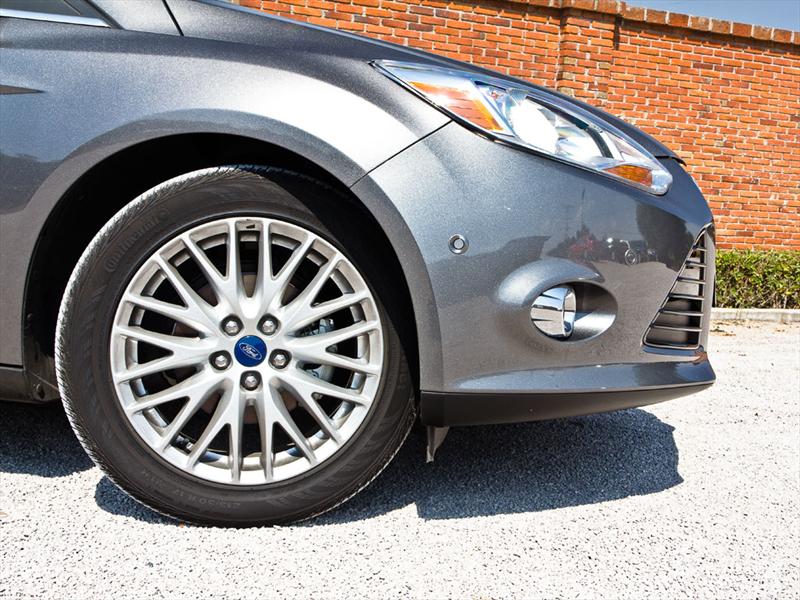 Ford Focus SEL Plus 2012