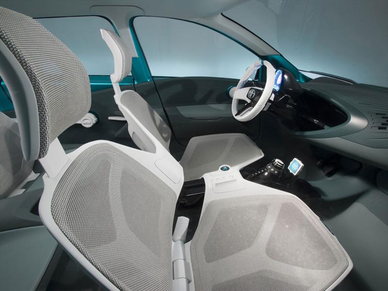 Toyota Prius c Concept