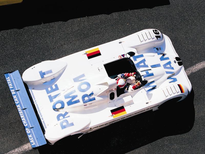 1999 Jenny Holzer (EE.UU.) BMW V12 LMR