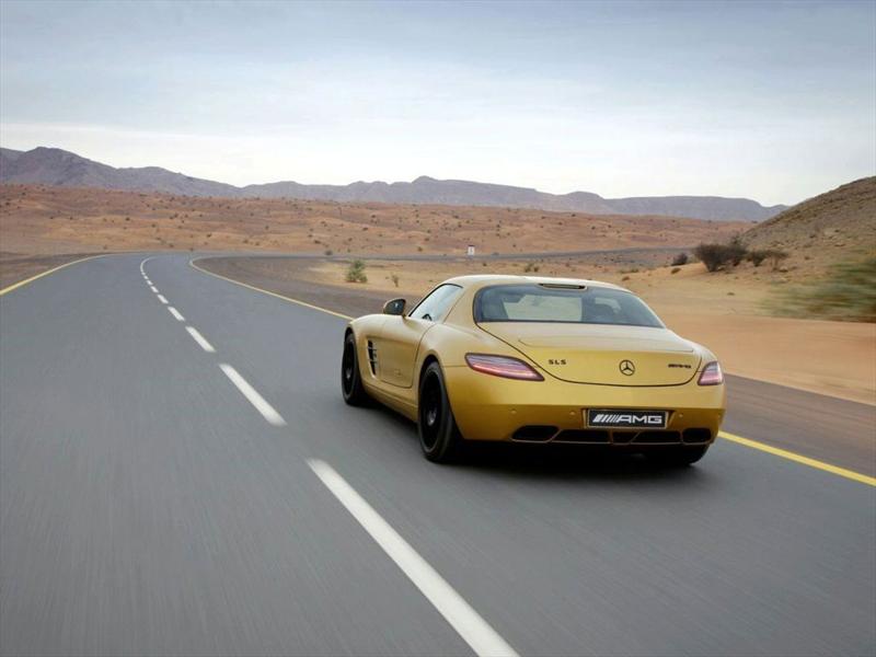 SLS AMG Gold Desert