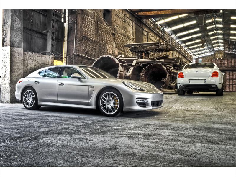 Porsche Panamera VS Bentley Flying Spur