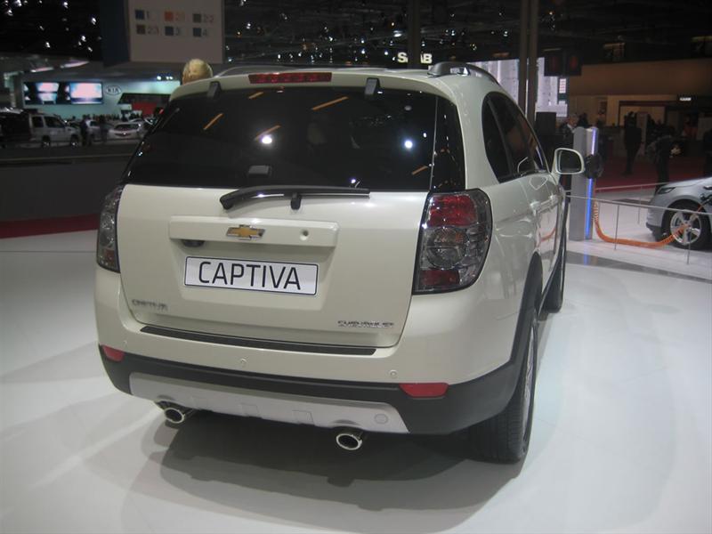 Chevrolet Captiva 2011 en París 2010