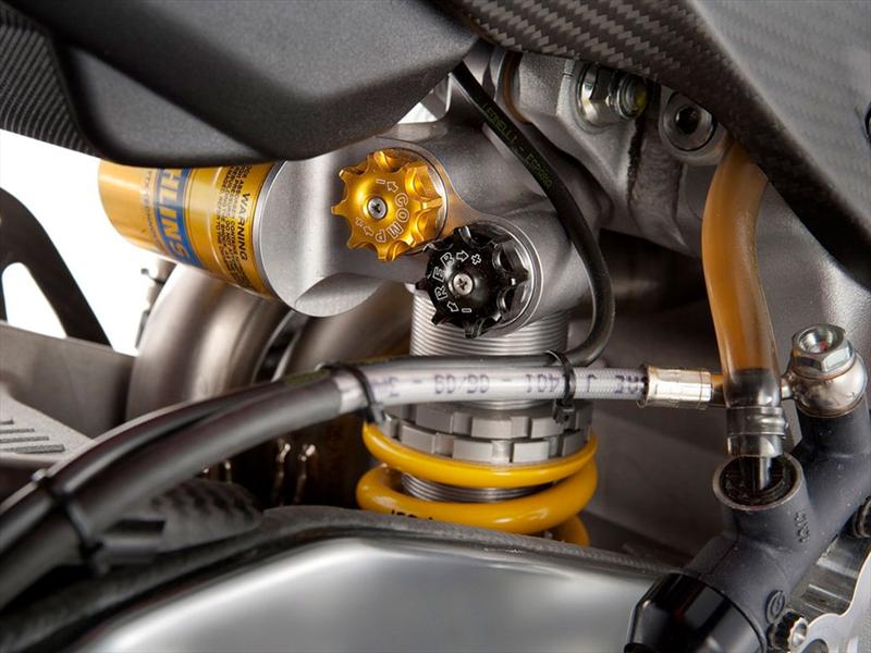 Aprilia RSV4 replica Biaggi