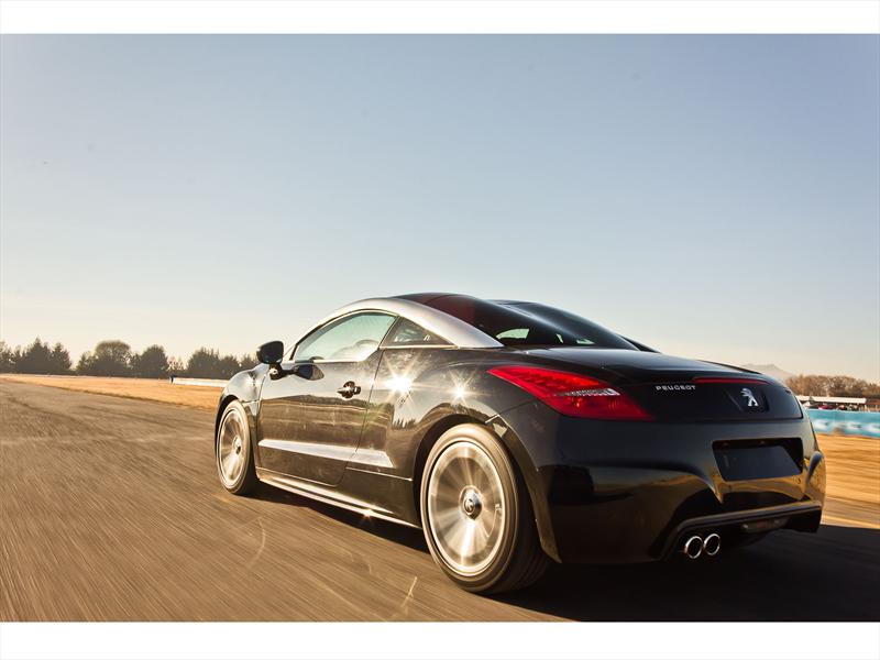Peugeot RCZ 2011