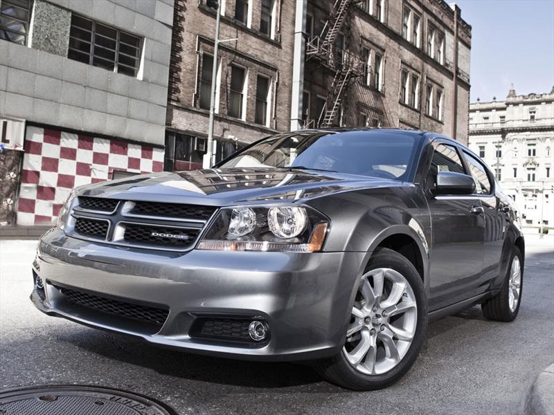 Dodge Avenger R/T 2012