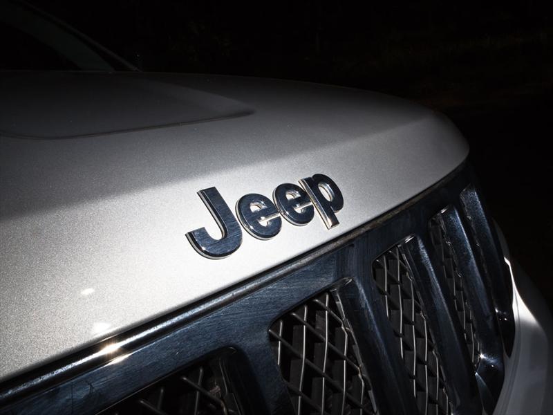Grand Cherokee Overland 4x4 V8 HEMI 2011