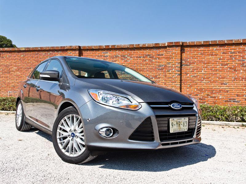 Ford Focus SEL Plus 2012