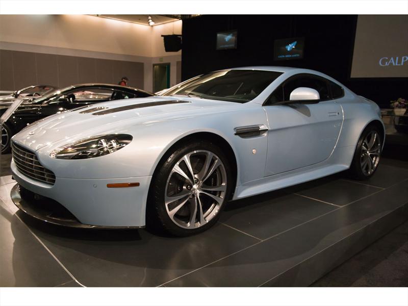 Aston Martin V12 Vantage