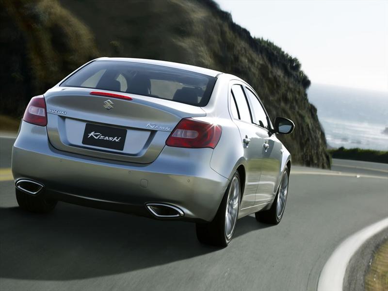Suzuki Kizashi 2010