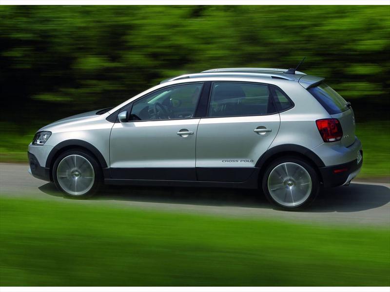 Volkswagen CrossPolo 2011