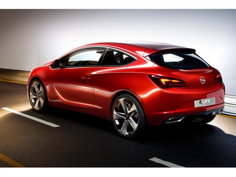 Opel Astra GTC París