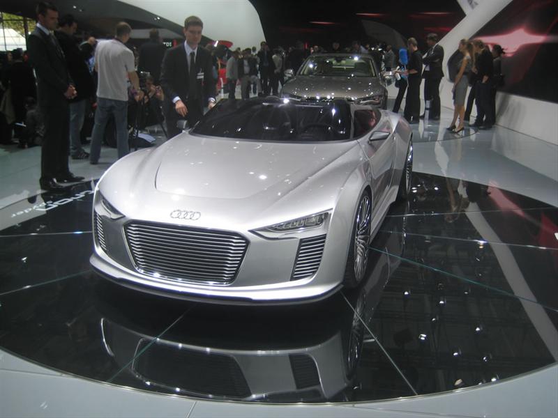 Audi E-Tron Spyder Concept