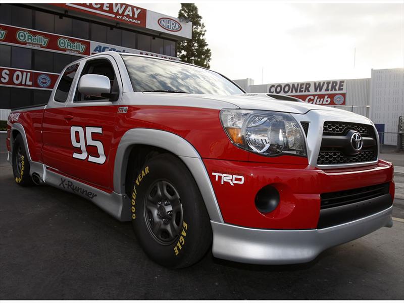 Toyota Tacoma X-Runner RTR