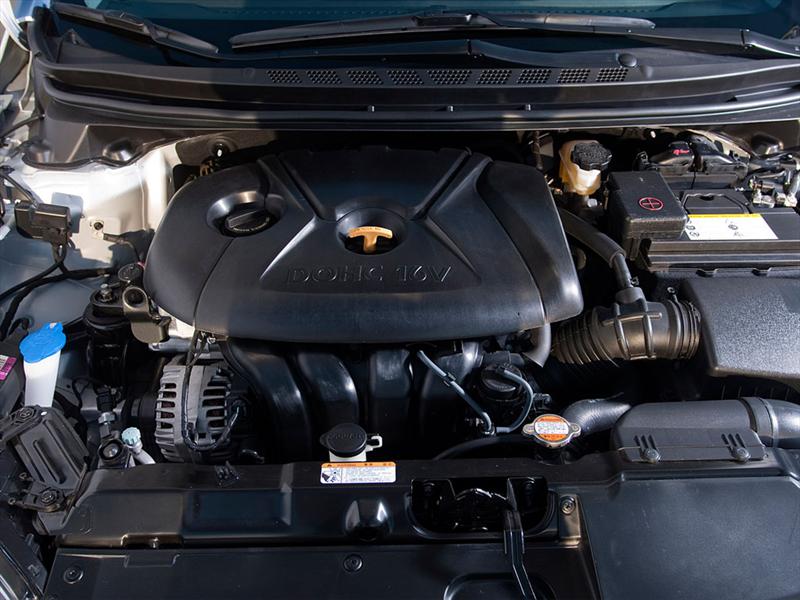 Hyundai Elantra 2011