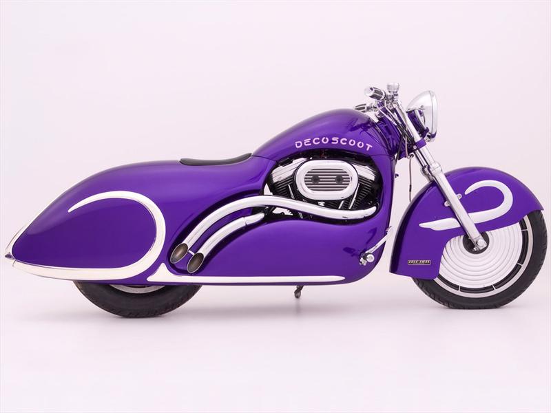 1939 Lincoln Sedan Deco Liner