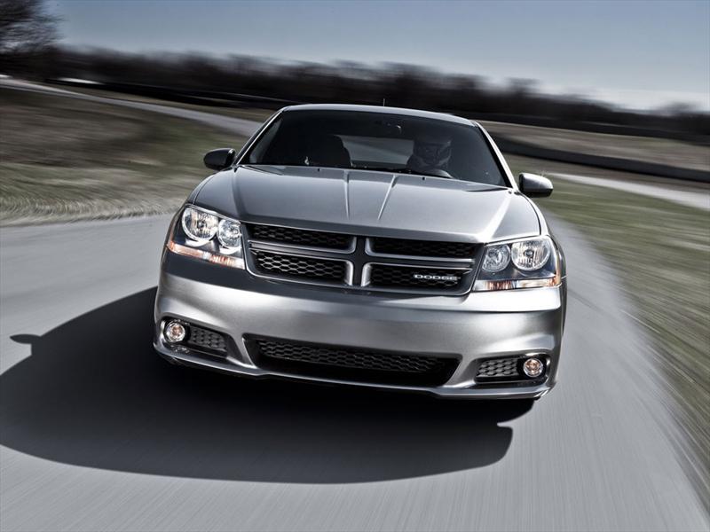 Dodge Avenger R/T 2012
