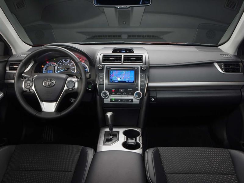 Toyota Camry 2012