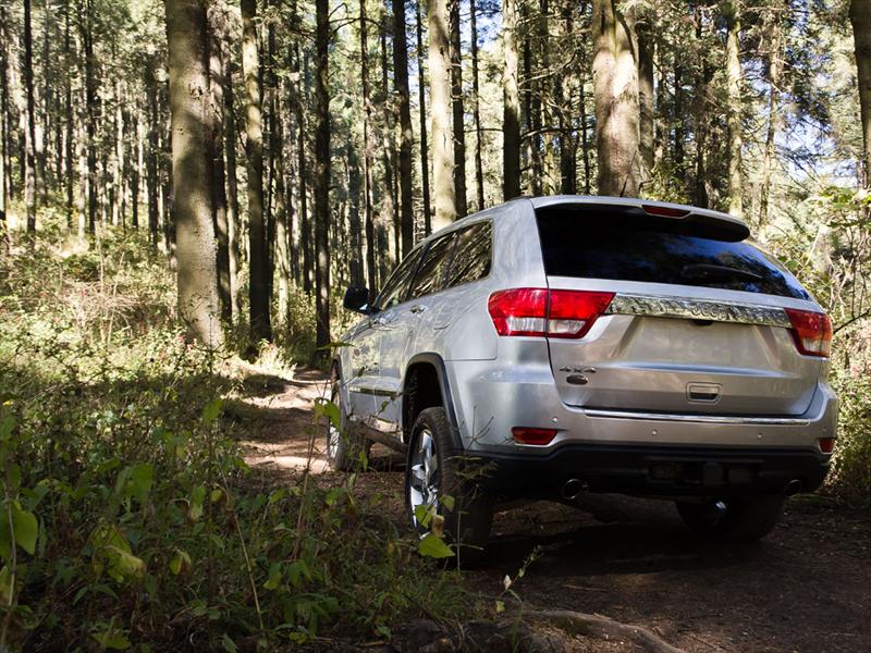 Grand Cherokee Overland 4x4 V8 HEMI 2011