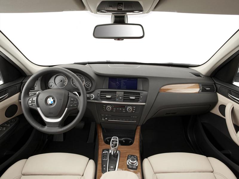 BMW X3 2011