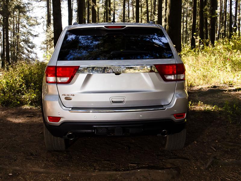 Grand Cherokee Overland 4x4 V8 HEMI 2011