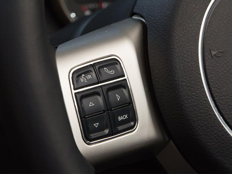 Grand Cherokee Overland 4x4 V8 HEMI 2011