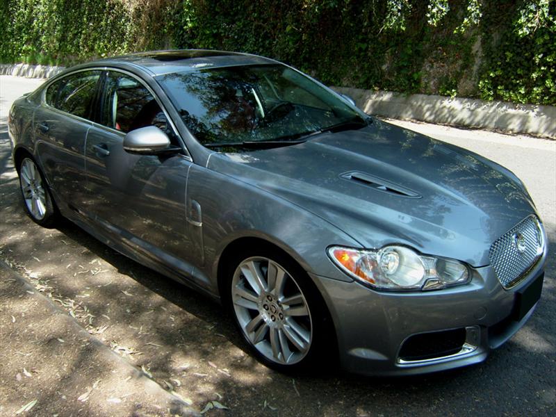 Jaguar XFR 2010