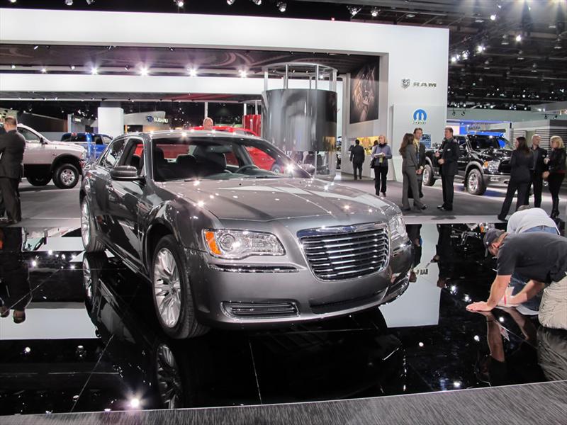 Chrysler 300 2012 en el Salón de Detroit 2011