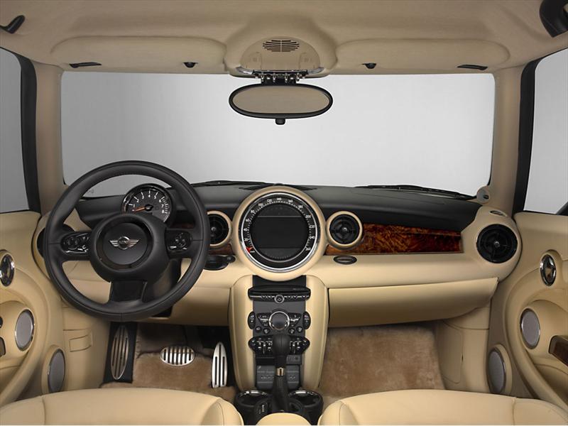 Mini inspired by Goodwood