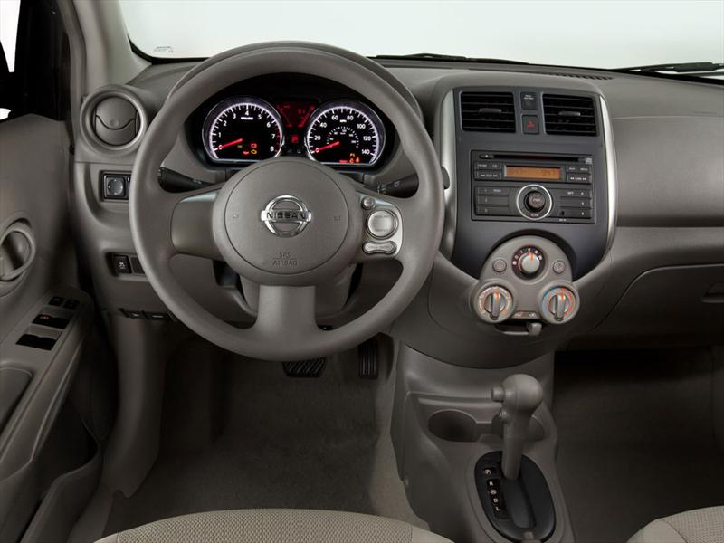 Nissan Versa 2012