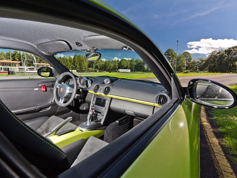 Porsche Cayman R prueba