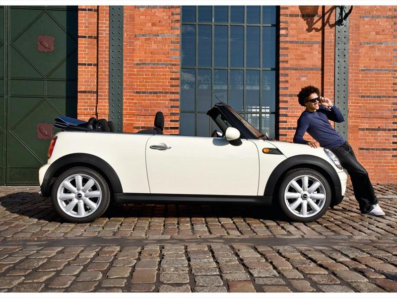 MINI Cabrio 2009