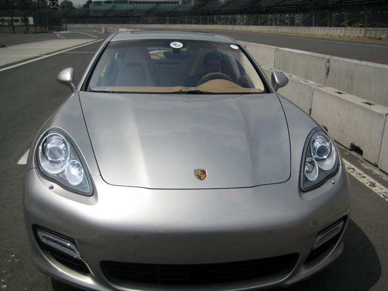 Porsche Panamera 2010