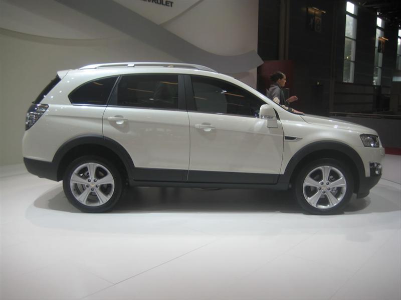 Chevrolet Captiva 2011 en París 2010