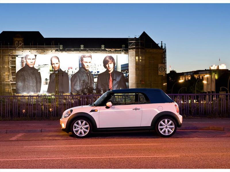 MINI Cabrio 2009
