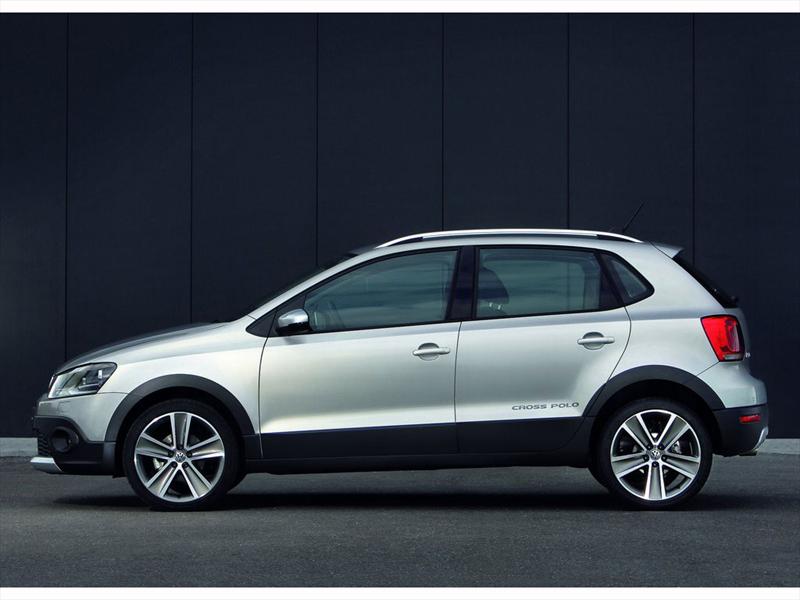 Volkswagen CrossPolo 2011