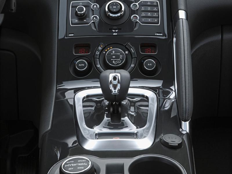 Peugeot 3008 HYbrid4