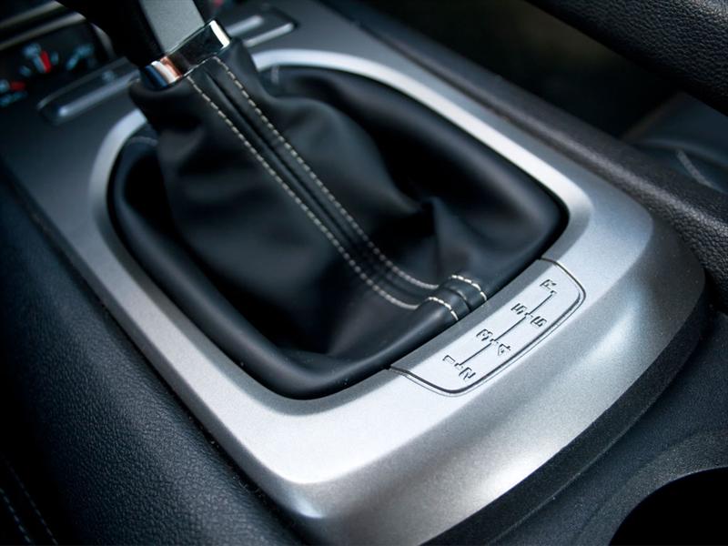 Chevrolet Camaro SS Manual 2010