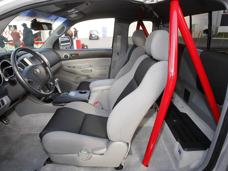 Toyota Tacoma X-Runner RTR