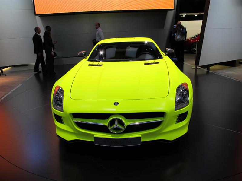 Mercedes Benz SLS E-Cell en Detroit 2011