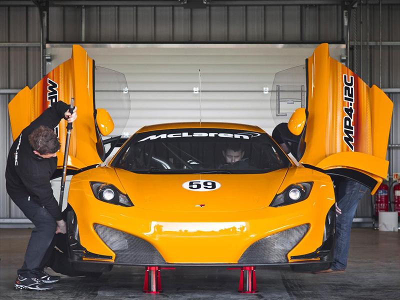 McLaren MP4-12C GT3