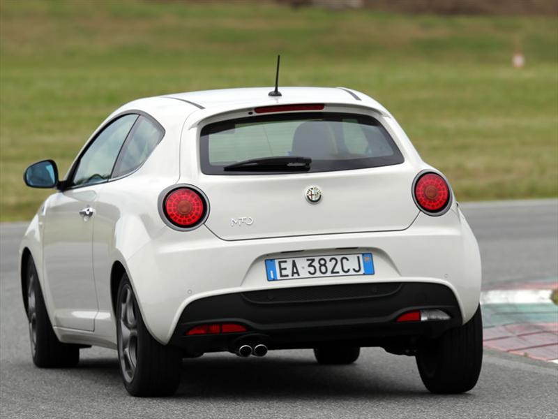 Alfa Romeo MiTo Quadrifoglio Verde 2012