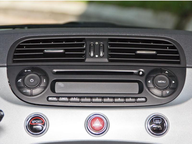 FIAT 500 Lounge 2012