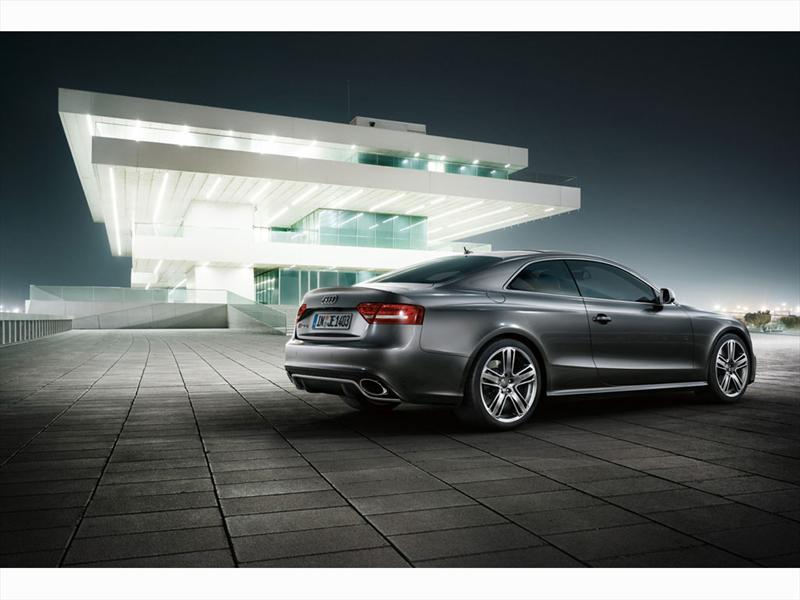 Audi RS 5 2011
