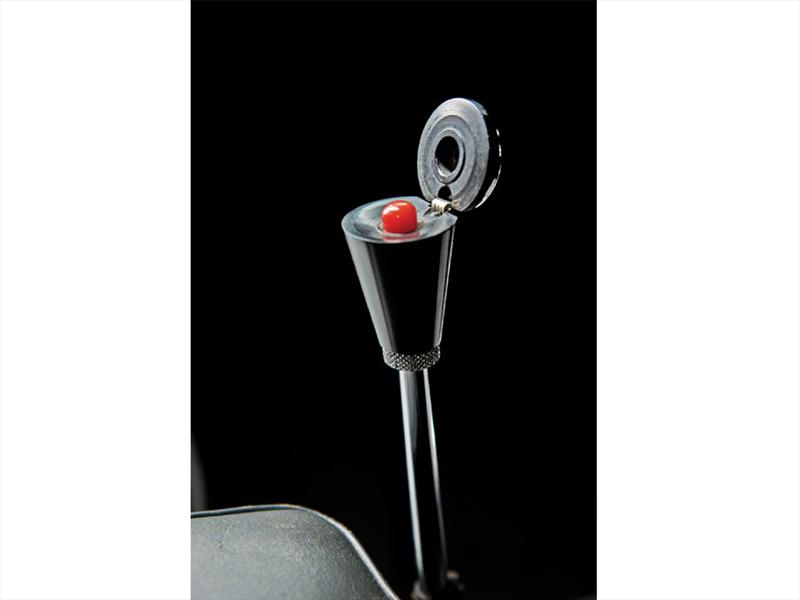 El Aston Martin DB5 de James Bond se subastará