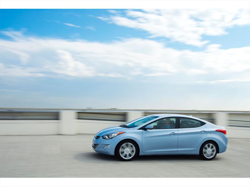 Hyundai Elantra 2011