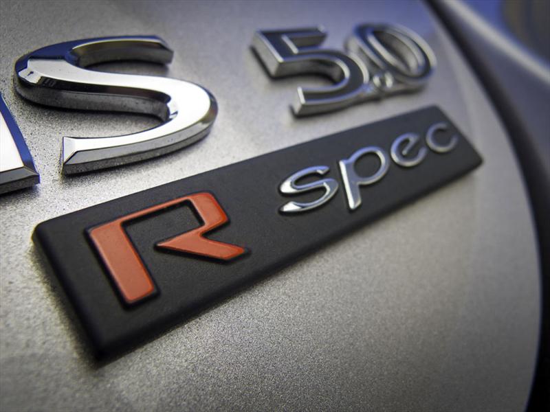 Hyundai Genesis 2012