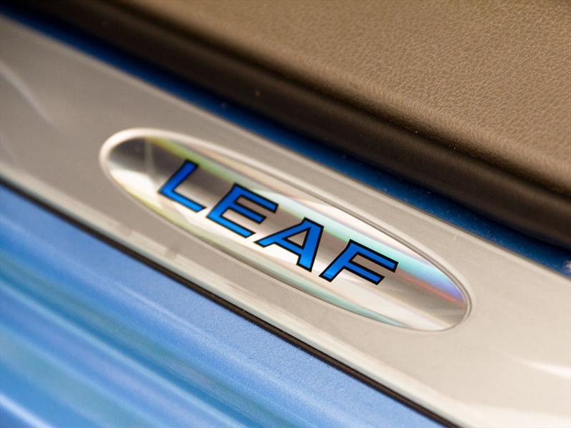 Nissan Leaf 2011 Africam Safari